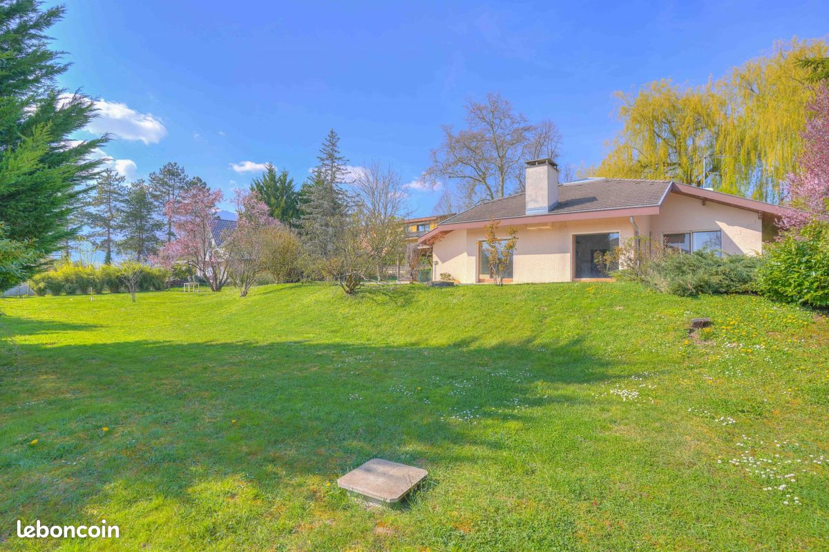 Maison 4 pièces 147 m² · à Pougny · 147 m² · 515 000 €