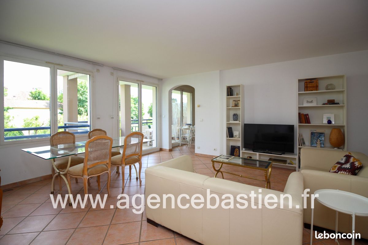 Appartement 4 pièces 109 m² · à Divonne-les-Bains · 109 m² · 595 000 €