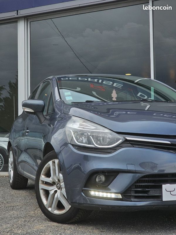Renault CLIO IV Phase 2 1.5 dCi FAP 75 cv (image 2)