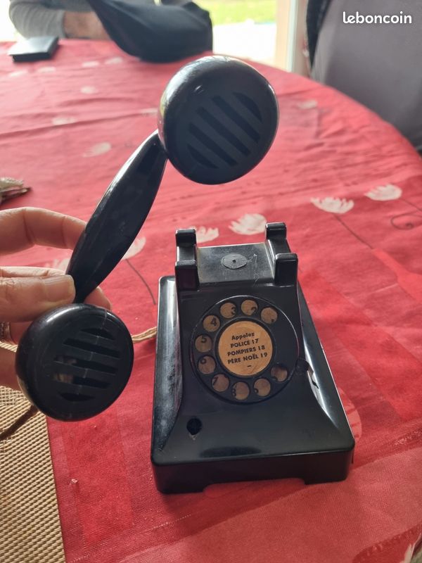Ancien Téléphone Jouet En Tôle - Vintage - Années 50/60 - État D'Occasion