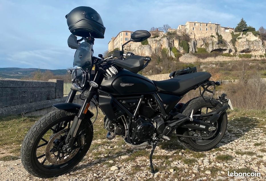 DUCATI Scrambler 800 Icon Dark (image 5)