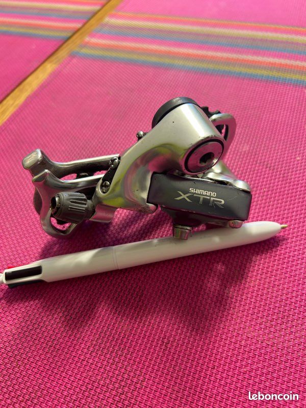 Moyeu à Dégagement Rapide SHIMANO XTR M910 Pour VTT - Arrière 135mm - Occasion