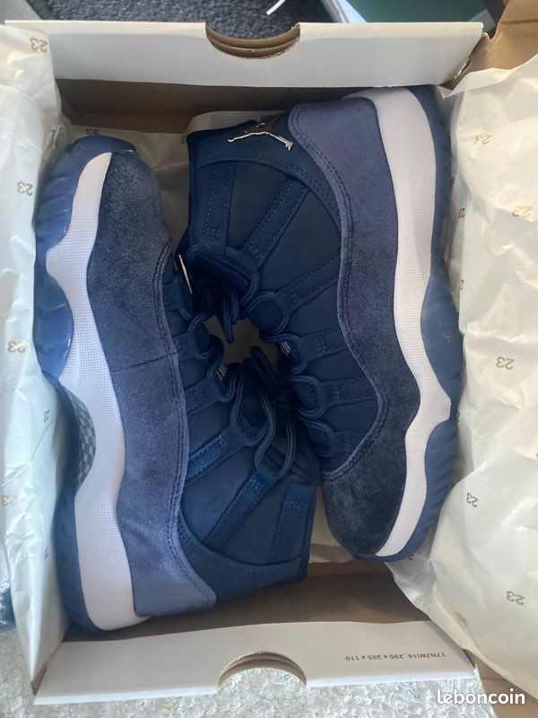 Baskets Air Jordan neuves 37,5 (image 8)
