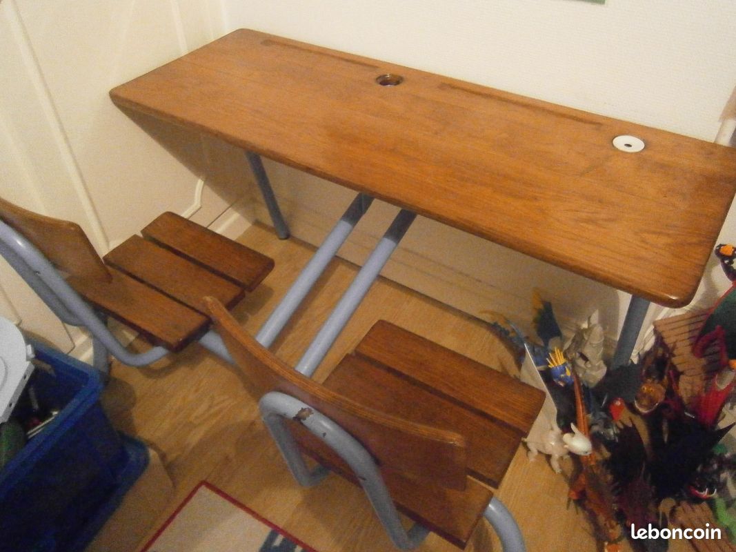 Ancien bureau d'école (image 2)