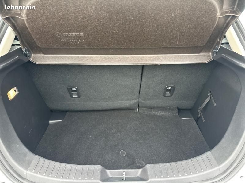 Mazda Mazda 2 1.5 e-SKYACTIV G M Hybrid 90ch Centre-Line 2023 (image 6)