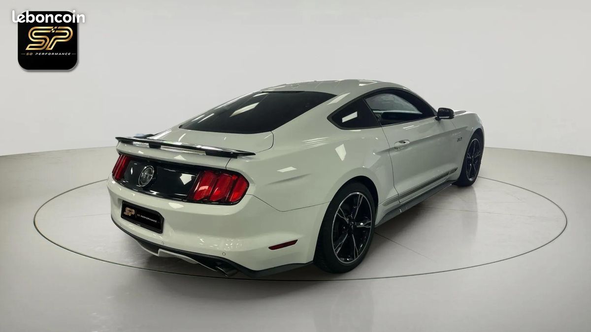 FORD Mustang GT 5.0 V8 * California Special * Apple CarPlay * LED * Sièges Ventilés (image 6)