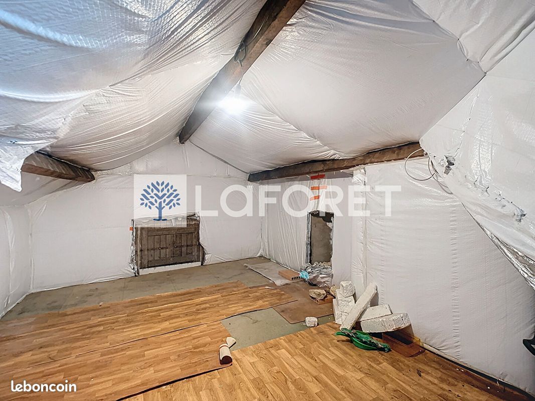 Maison de ville 5 pièces 95 m² - Thouars 79100 (image principale 10)