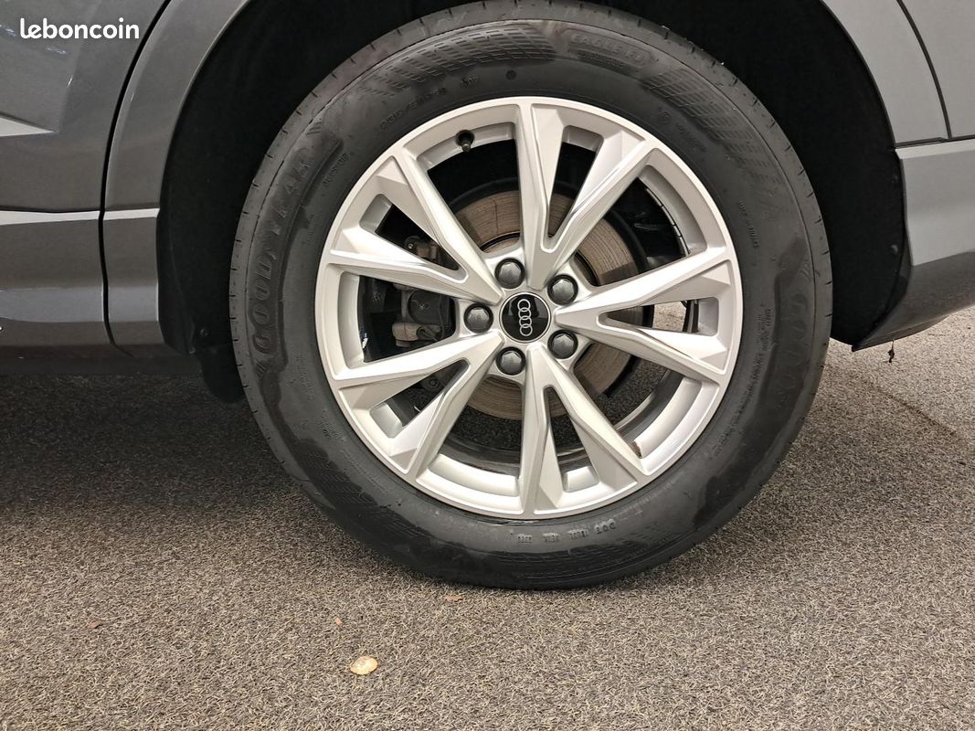 AUDI Q3 Sportback 35 TFSI 150 ch S tronic 7 S line (image 10)