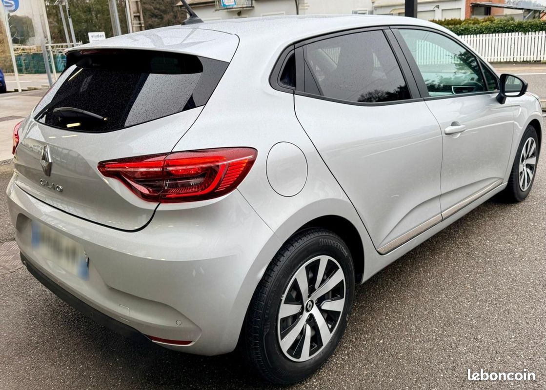 Renault clio tce 90 evolution (image 2)