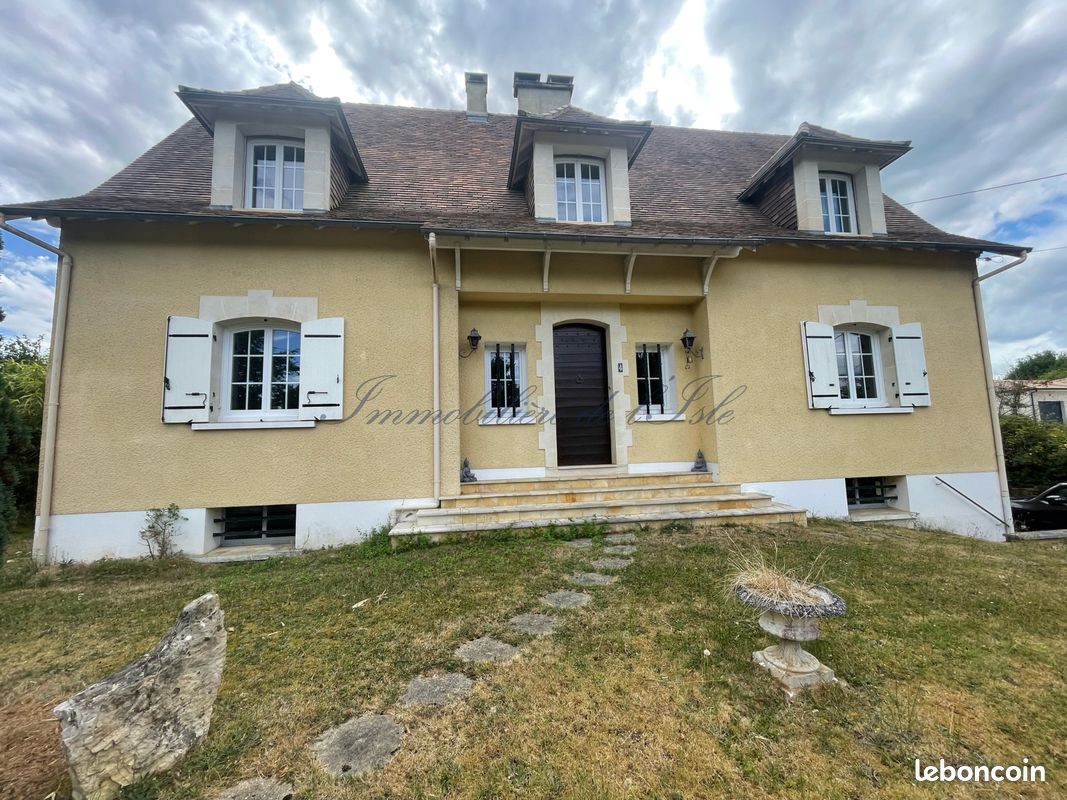 Maison 7 pièces 203 m² · à Coulounieix-Chamiers · 203 m² · 375 000 €