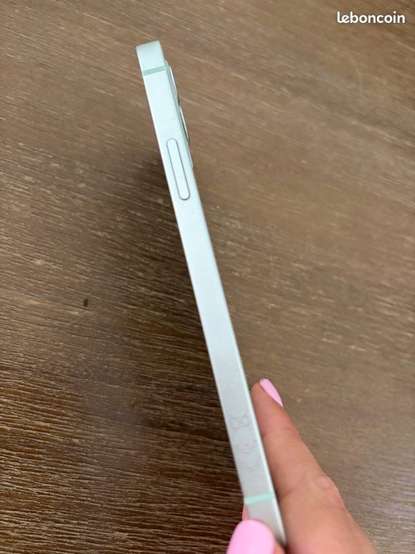 IPhone 12 Green 64Go (image 4)
