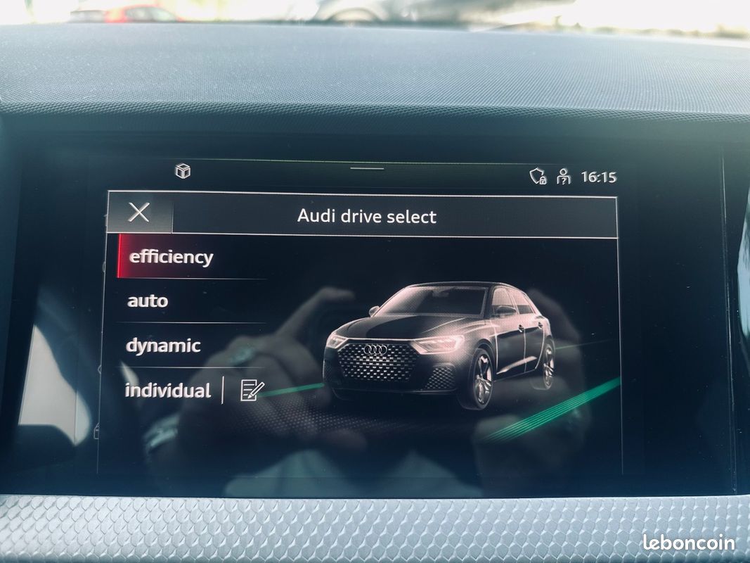Audi A1 Sportback 35 TFSI 1.5 150CH S-line + CARPLAY + ECLAIRAGE D'AMBIANCE + 2EME MAIN + GARANTIE 12 MOIS (image 30)