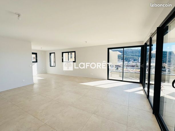 Appartement 4 pièces 105 m²