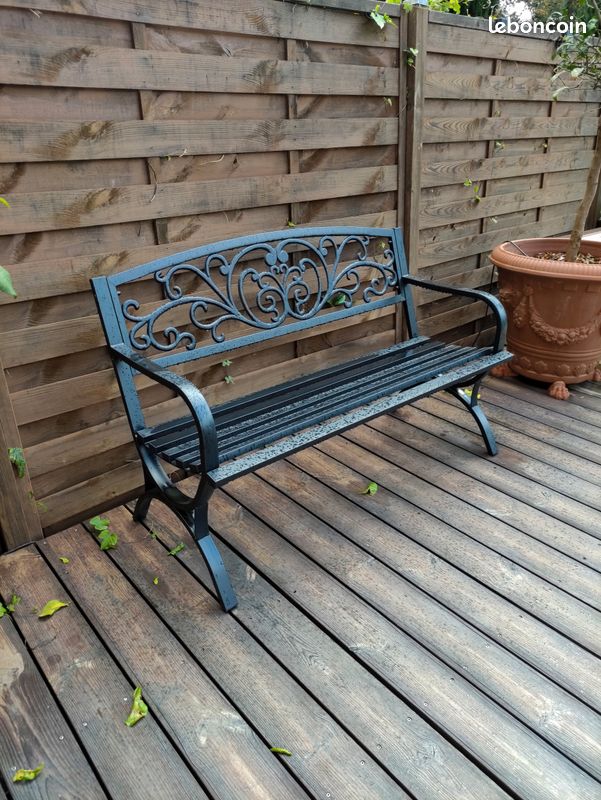 Grand Banc Vert De Gris En Fer Forge Demeure Et Jardin