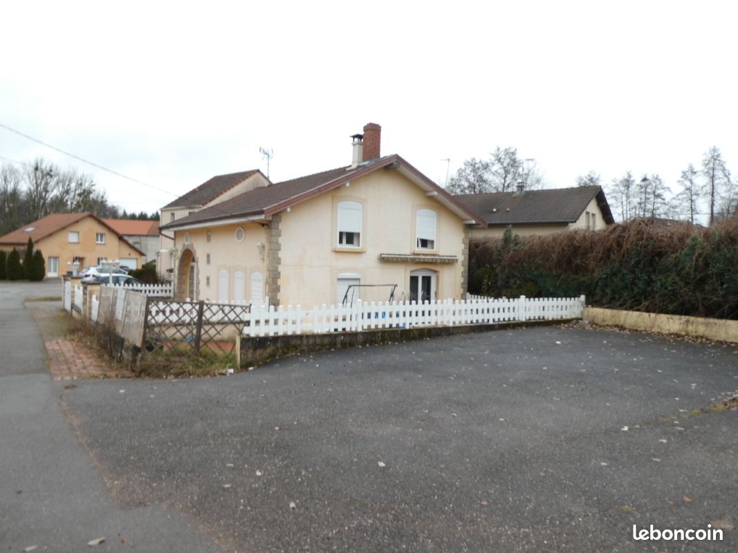 Maison 5 pièces 114 m² · à Deyvillers · 114 m² · 118 000 €