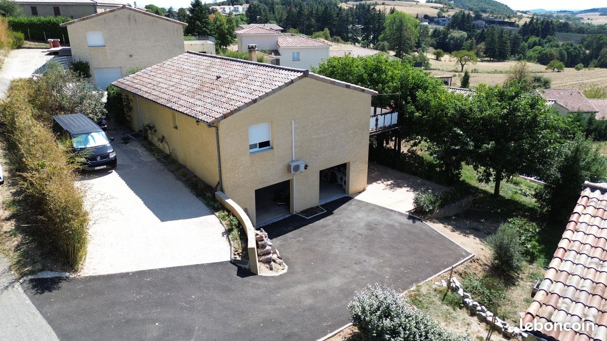 Maison 5 pièces 152 m² · à Saint-Romain-de-Lerps · 152 m² · 299 000 €