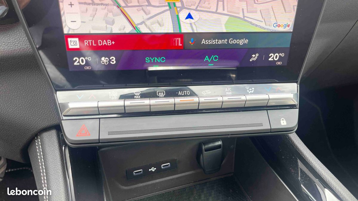 RENAULT Austral full hybrid E-Tech 200 ch Techno (image 21)