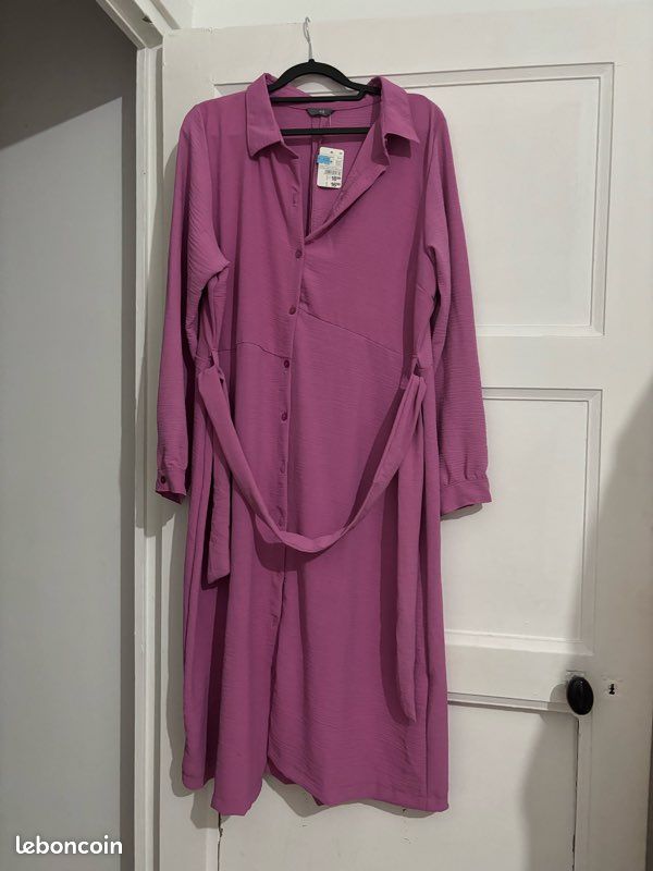 Robe (image 3)
