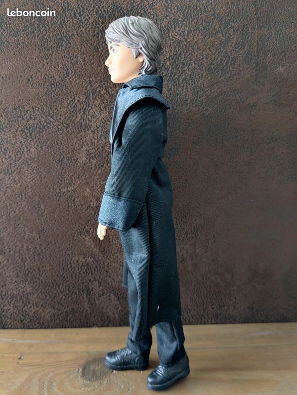 Poupée articulée Harry Potter de 26 cm en costume de Noël (image 3)