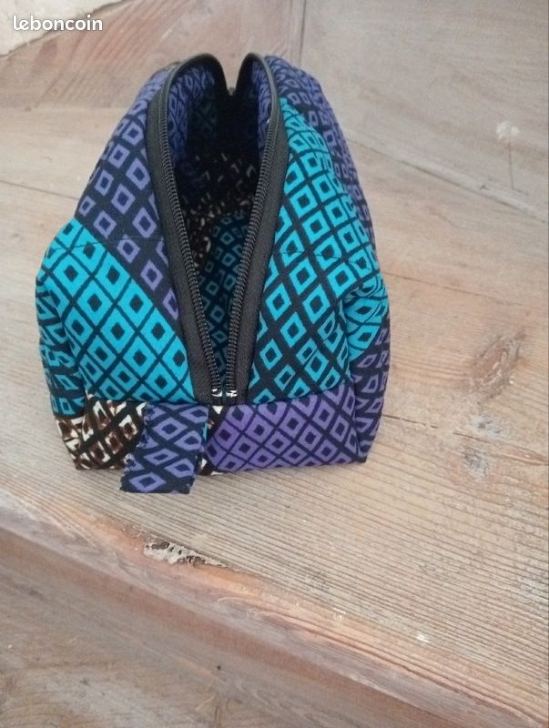 Trousse de toilette fait main (image 3)