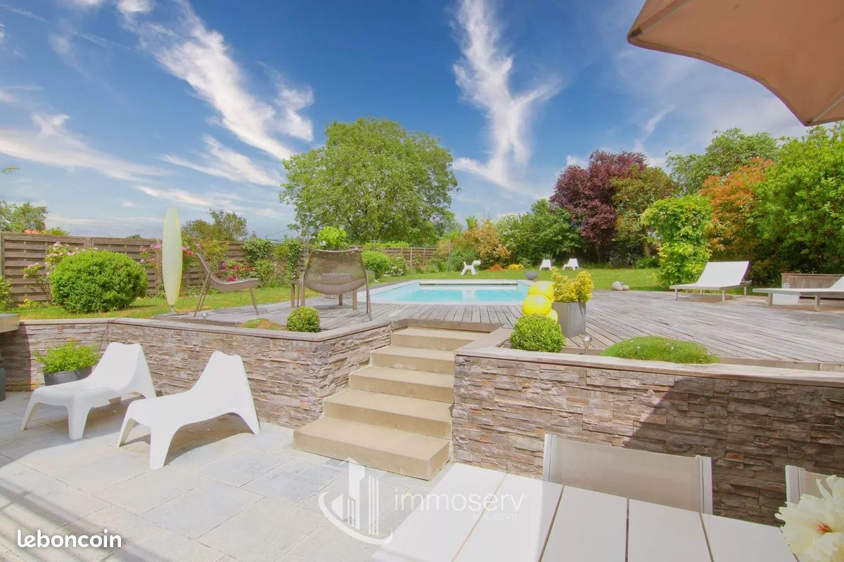 Maison 337 m² · à Kuntzig · 337 m² · 595 000 €