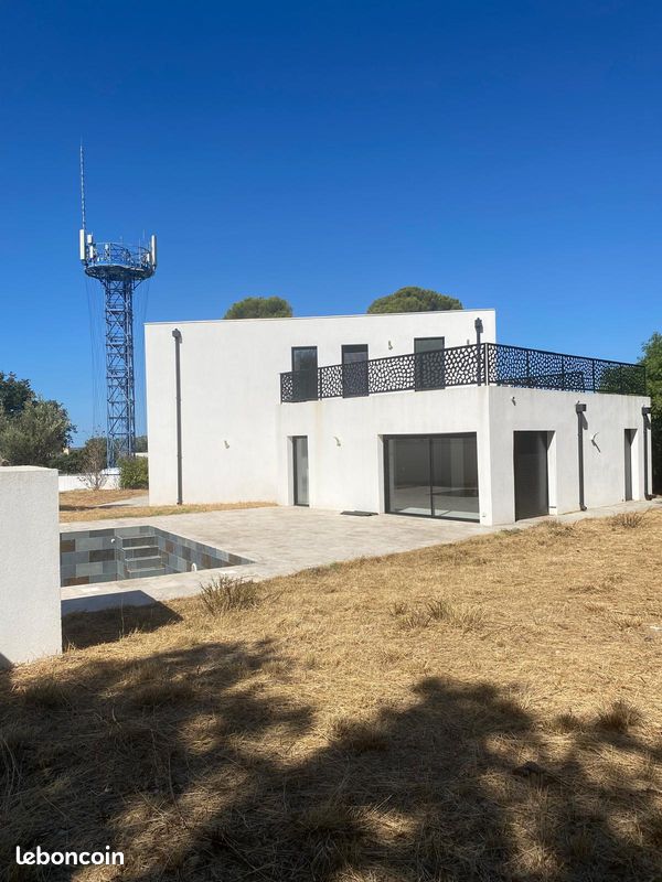 Maison 5 pièces 170 m² · à Marseille · 170 m² · 890 000 €