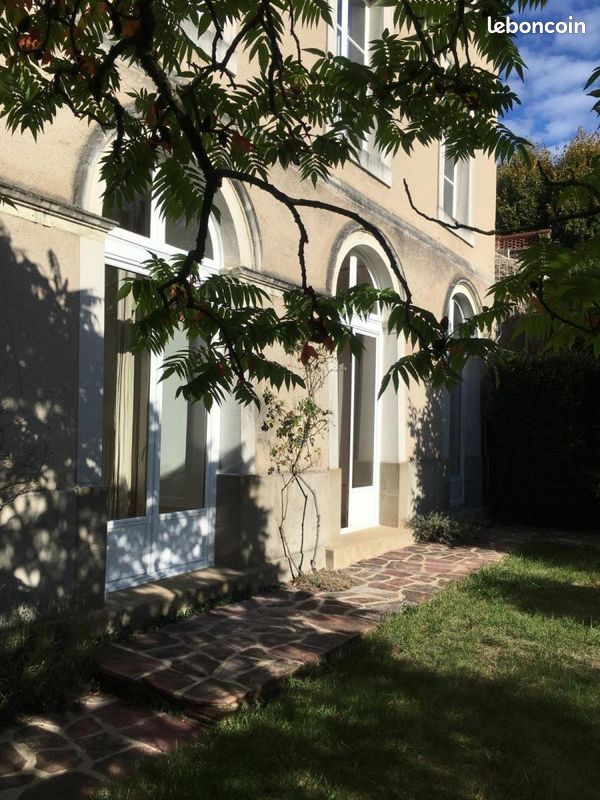 Appartement 120 m² · à Laval · 120 m² · 1 000 €/mois