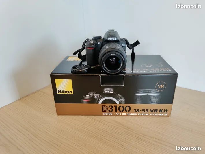 Kit Nikon D3100 + Objectif Nikkor 18-55mm + Tamron 70-300mm Tele-Macro (image 1)