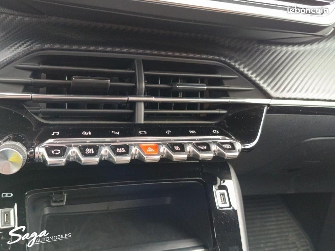 Peugeot 2008 BlueHDi 130 S&S EAT8 Allure (image 20)
