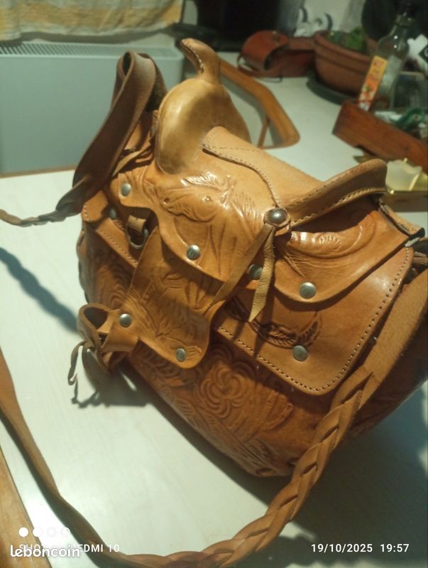Sac à main neuf selle de cheval western en cuir