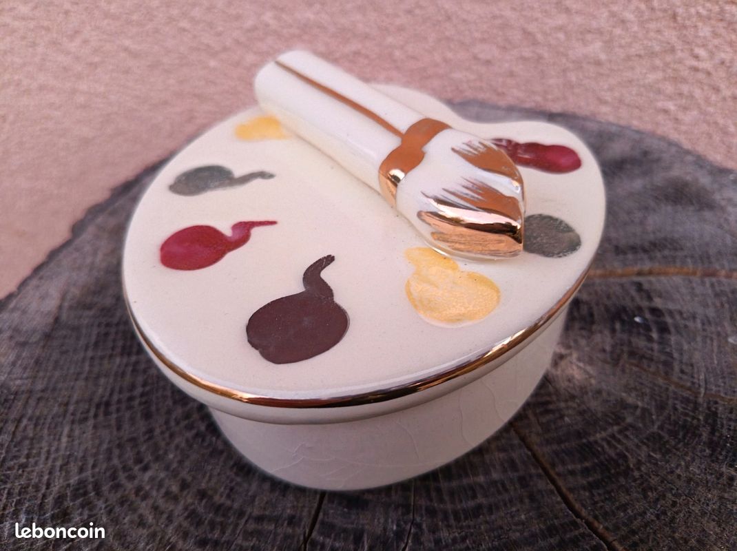 Boîte à bijoux vintage palette de peintre céramique faïence dorée couvercle pinceau (image 1)