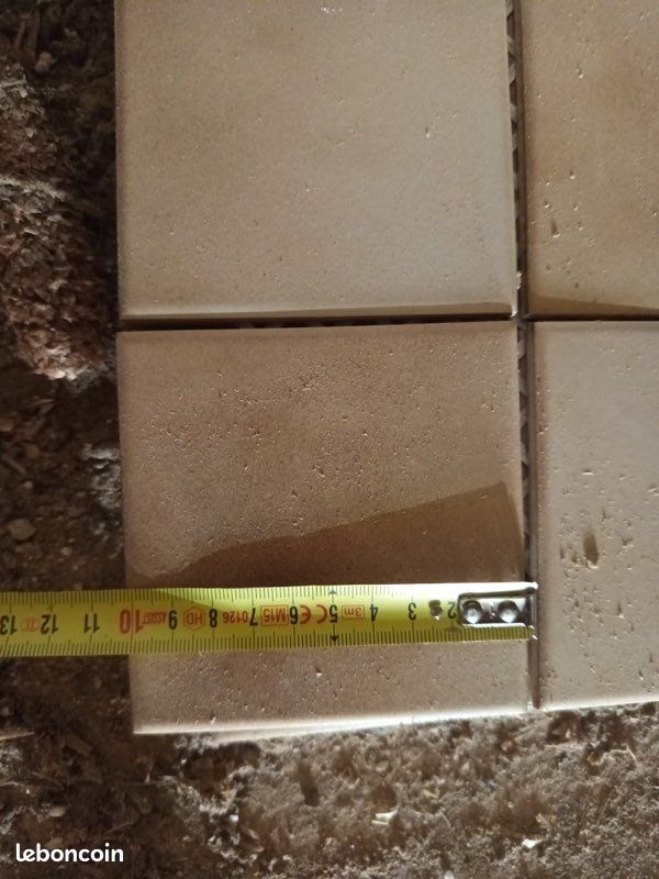 Carrelage petits carreaux beige vintage (image 2)