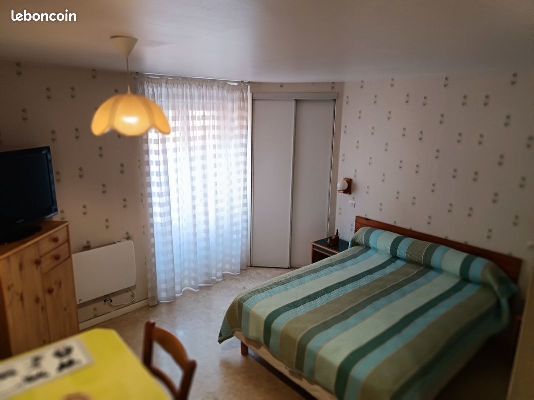 Maison 6 pièces 150 m² · à Bourbonne-les-Bains · 150 m² · 49 000 €