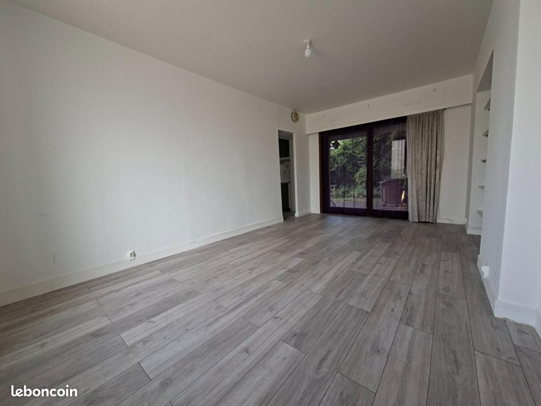 Appartement 2 pièces 42 m² · à Hardricourt · 42 m² · 128 000 €