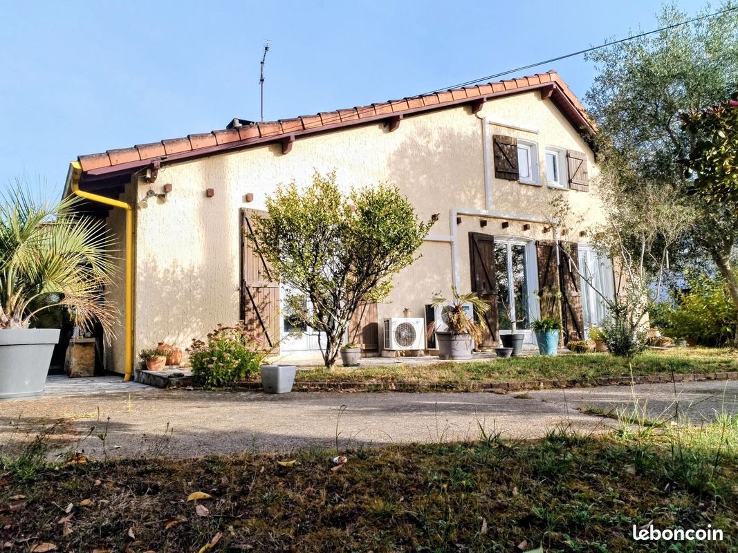 Maison 6 pièces 154 m² · à Béguey · 154 m² · 245 000 €