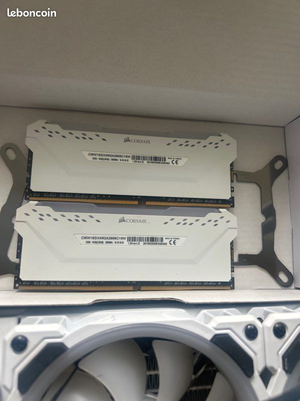 Ram Corsaire RGB 2x8go DDR4 2666 mhz + Watercooling RGB (image 2)