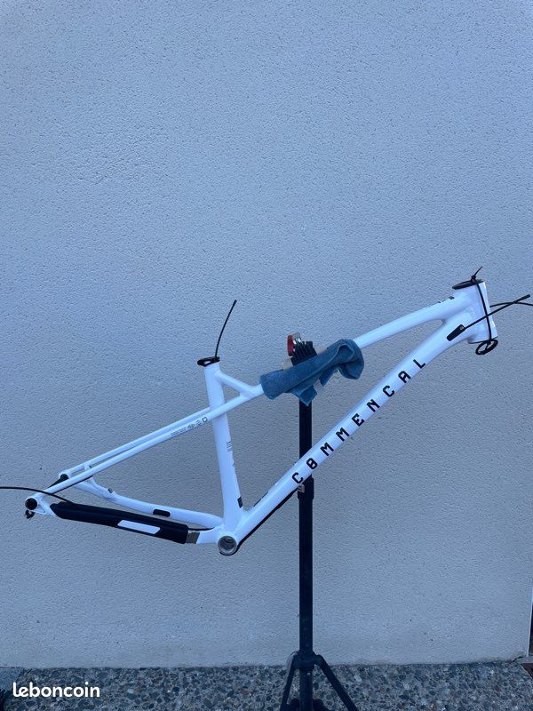 Cadre Commencal META HT V3 2026 Taille M (image 4)