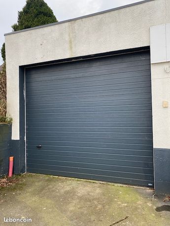 Depot garage