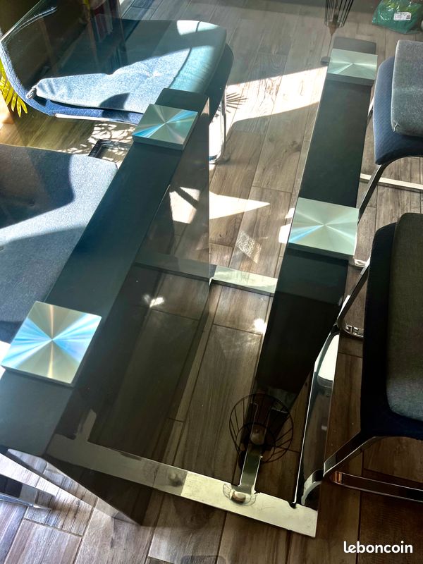 Table à manger en verre (image 4)