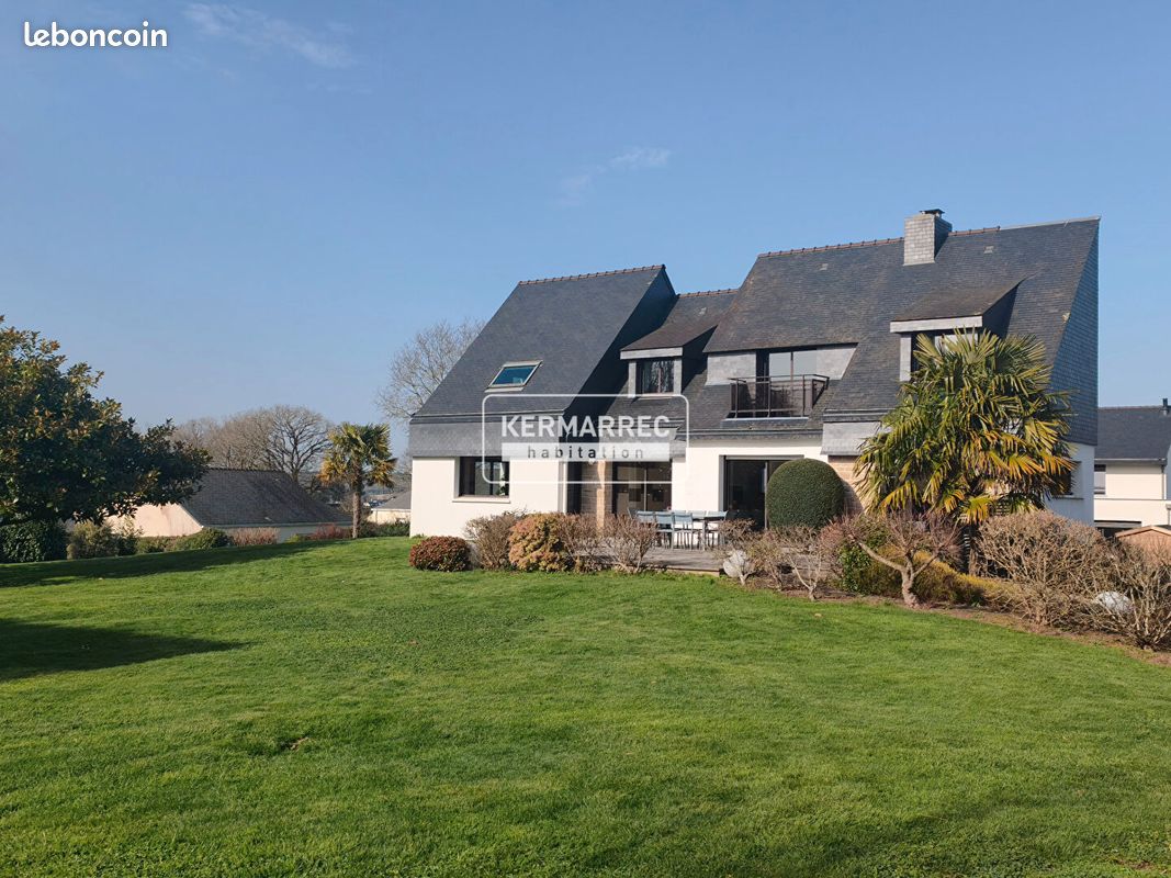 Maison 7 pièces 180 m² · à Elven · 180 m² · 599 900 €