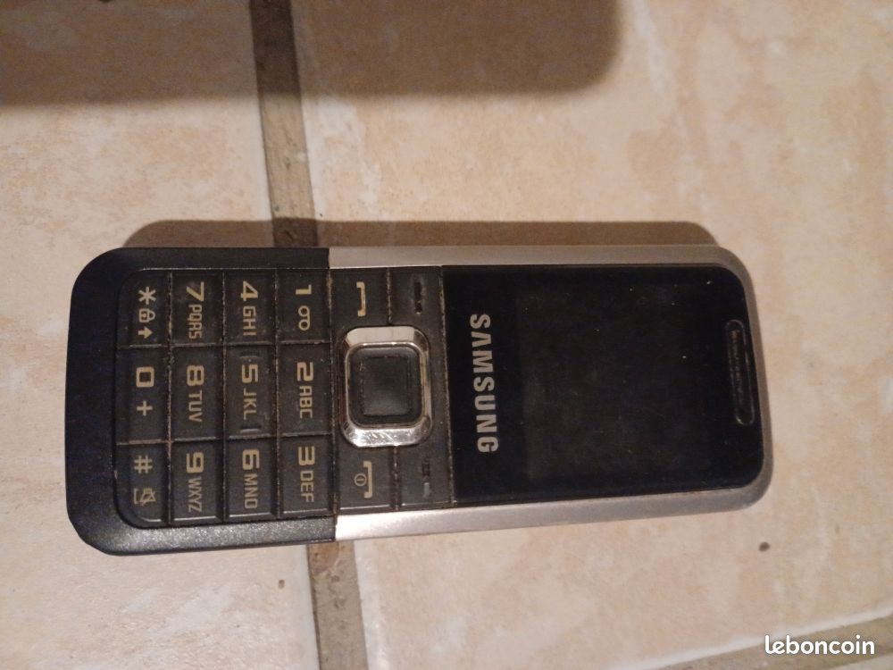 Téléphone Samsung ancien Pour collection ou pièces (image 1)