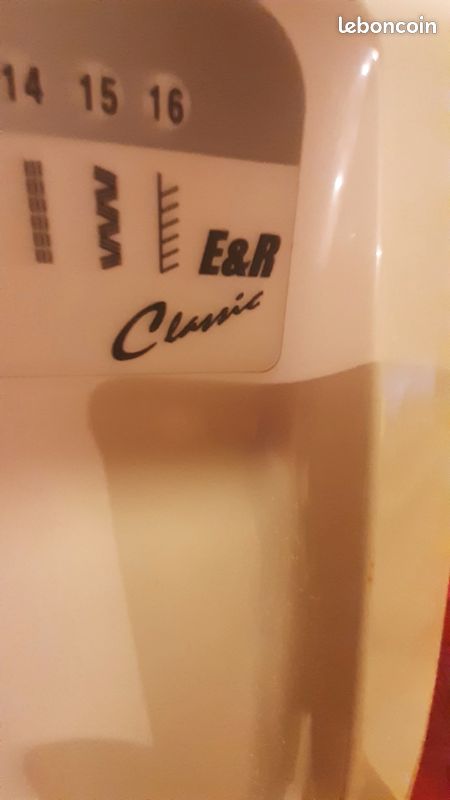 Machine à coudre (image 6)
