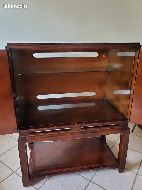 Bar (image 2)