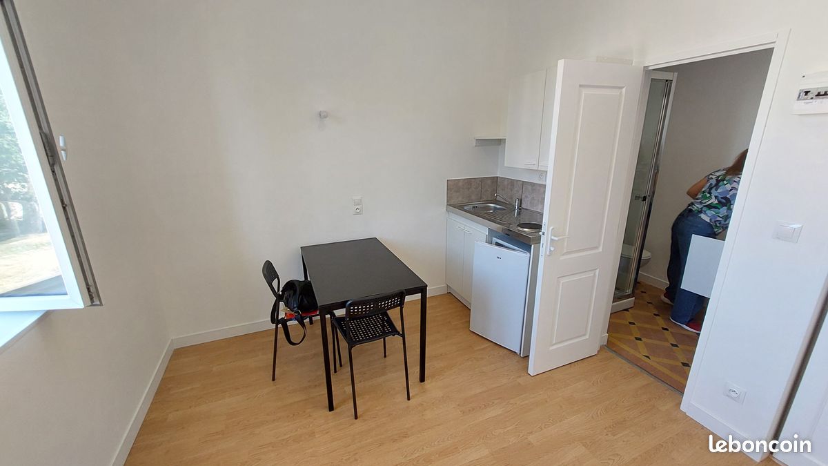 Appartement 1 pièce 15 m² · à Romans-sur-Isère · 15 m² · 400 €/mois