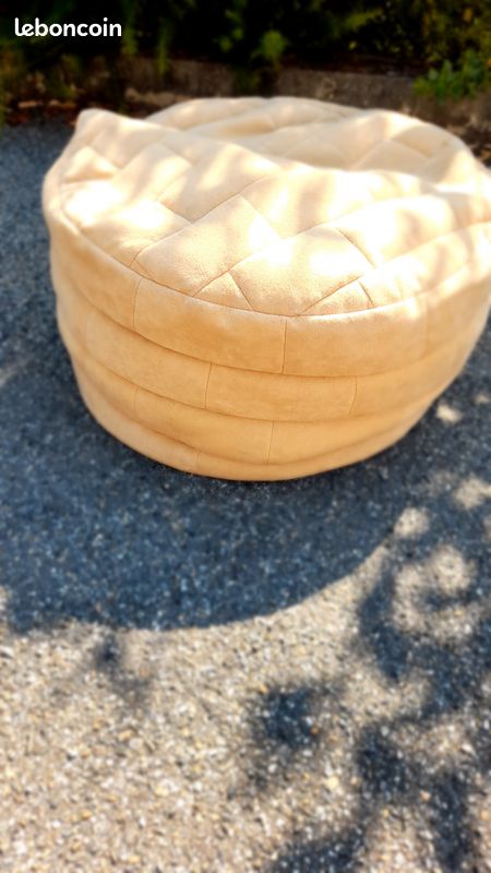 Pouf beige (image 1)