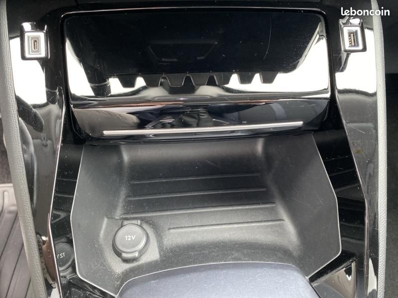 Peugeot 2008 1.2 PureTech 130ch S&S Allure 7cv (image 20)