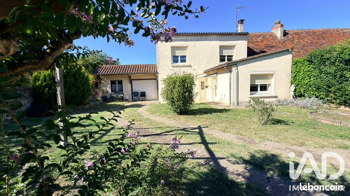 Maison 4 pièces 97 m² · à Varennes · 97 m² · 142 000 €