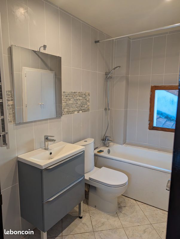 Appartement a louer melun - 2 pièce(s) - 56 m2 - Surfyn