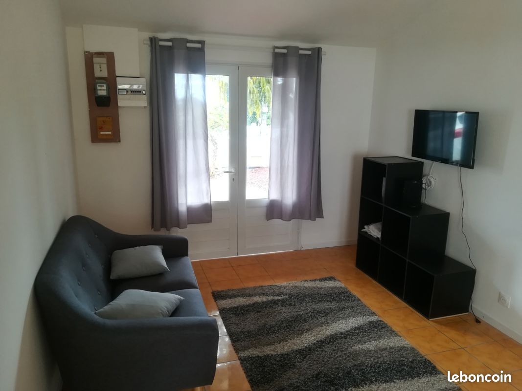 Appartement 3 pièces 48 m² · à Saint-Pierre · 48 m² · 890 €/mois