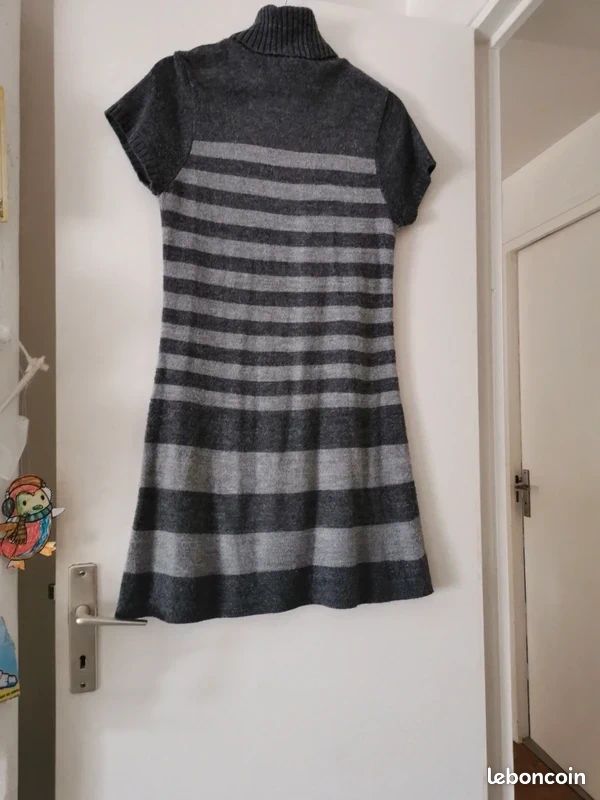 Robe Pull Gris Hiver Taille 42 - Long - Femme - Occasion En Très Bon état